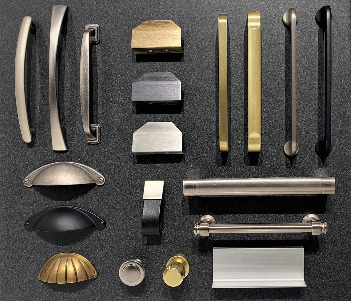 Different types of kitchen handles