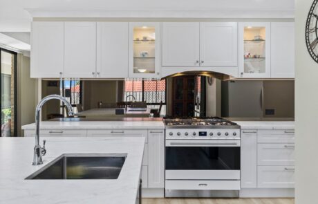 hamptons kitchen renovations Brisbane ranghood and gas cooktop