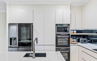 Modern Kitchen Renovation glass splashback 1