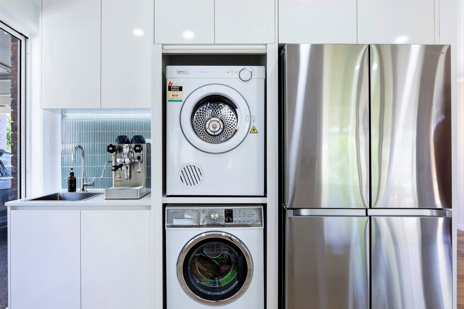 Small Kitchen Layout Ideas
